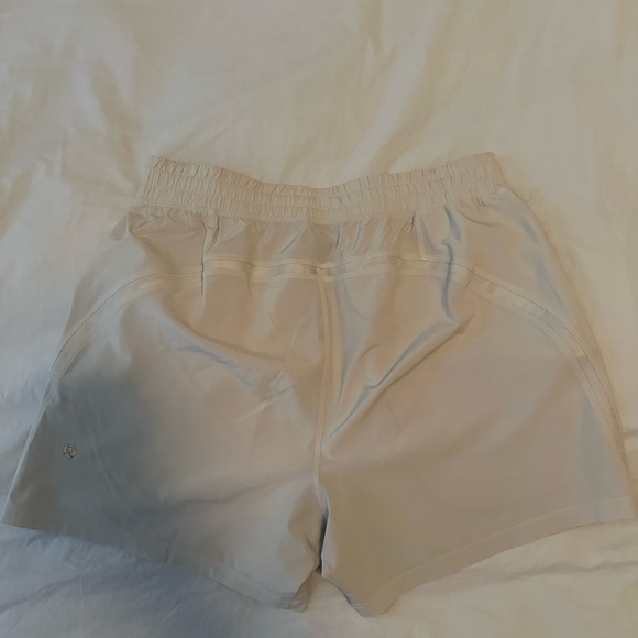 Lululemon Pace Breaker Linerless Short 5" - Picture 2 of 3